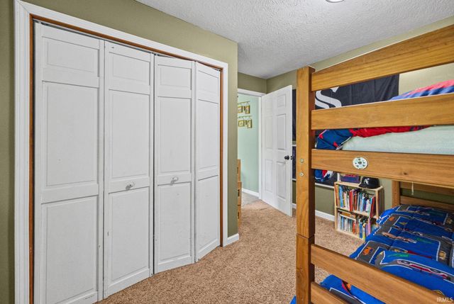11344 W Horseshoe Bend Road, Brookston, IN 47923