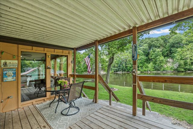 11344 W Horseshoe Bend Road, Brookston, IN 47923