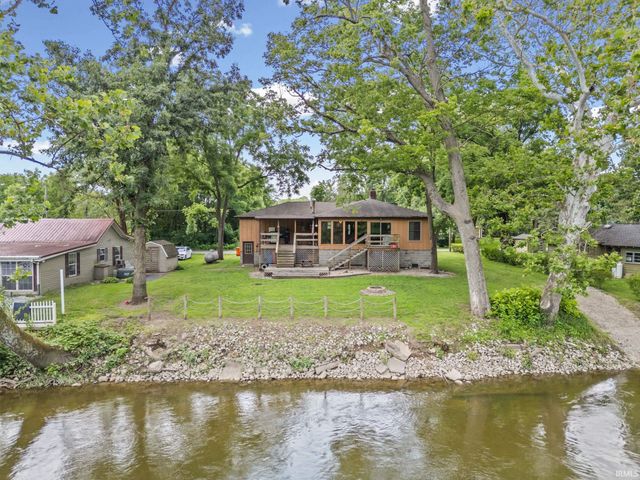 11344 W Horseshoe Bend Road, Brookston, IN 47923