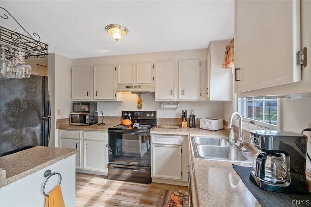 8448 Chinkapin Circle, Cicero, NY 13039