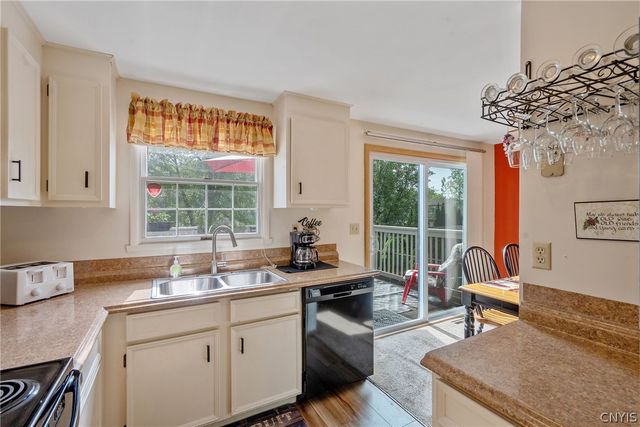 8448 Chinkapin Circle, Cicero, NY 13039