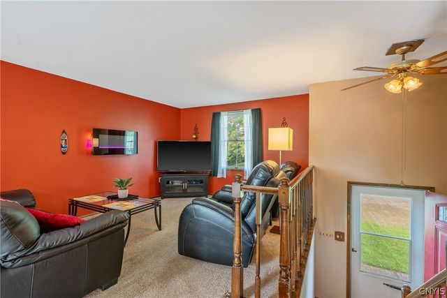 8448 Chinkapin Circle, Cicero, NY 13039