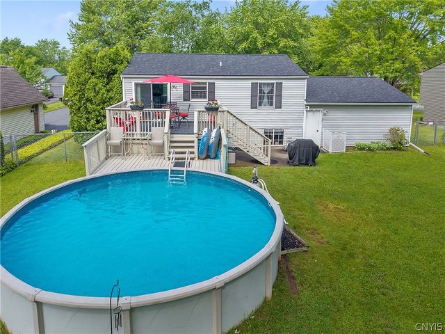 8448 Chinkapin Circle, Cicero, NY 13039