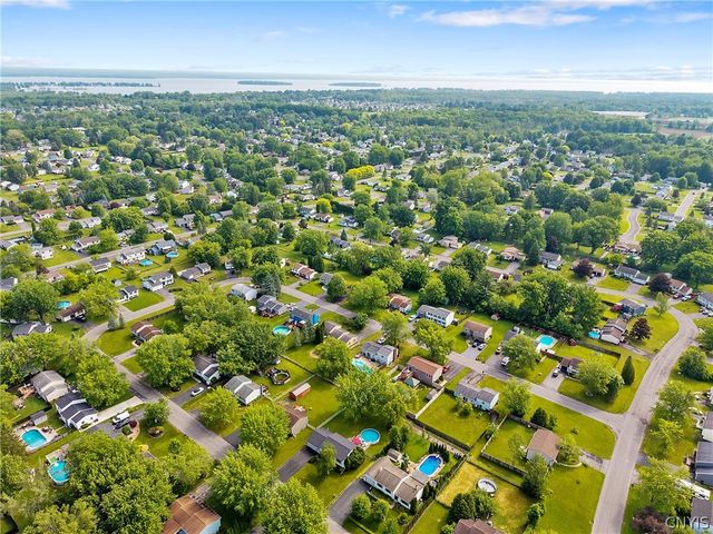 8448 Chinkapin Circle, Cicero, NY 13039