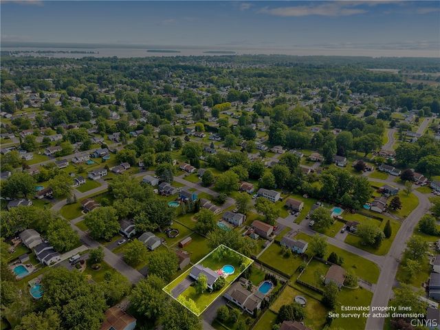 8448 Chinkapin Circle, Cicero, NY 13039