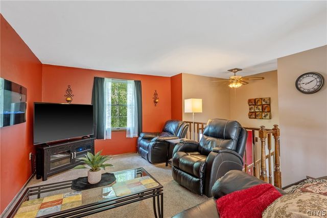 8448 Chinkapin Circle, Cicero, NY 13039