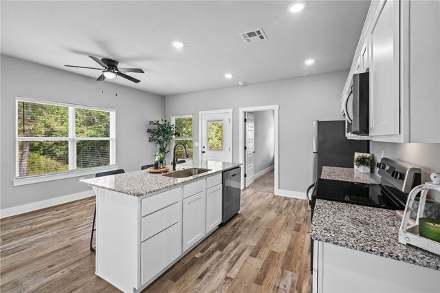 920 Snyder Springs Loop, Watts, OK 74964