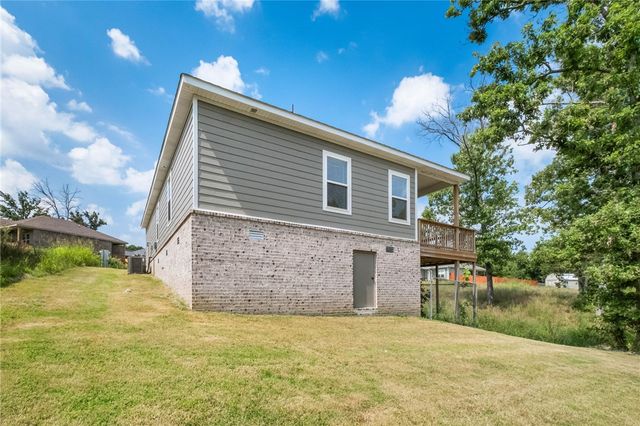 920 Snyder Springs Loop, Watts, OK 74964