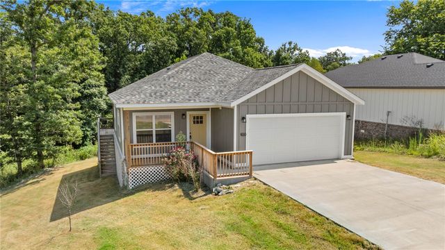 920 Snyder Springs Loop, Watts, OK 74964