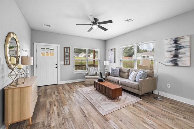 920 Snyder Springs Loop, Watts, OK 74964