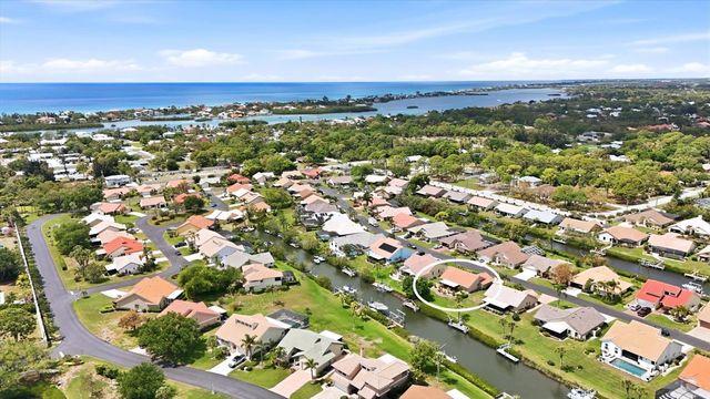 140 INLETS BOULEVARD 140, Nokomis, FL 34275