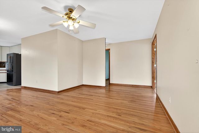 1200 WHITMAN DR, Glen Burnie, MD 21061