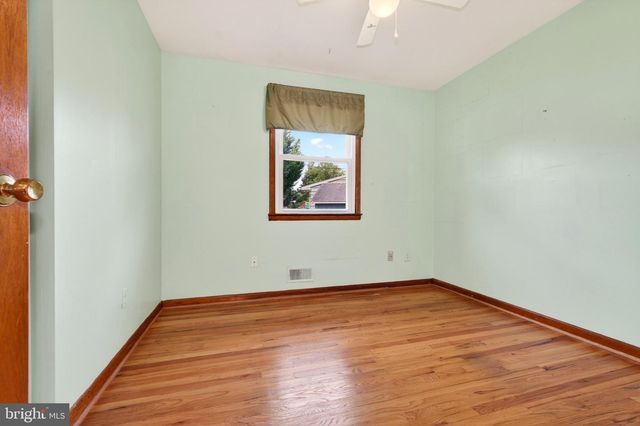 1200 WHITMAN DR, Glen Burnie, MD 21061