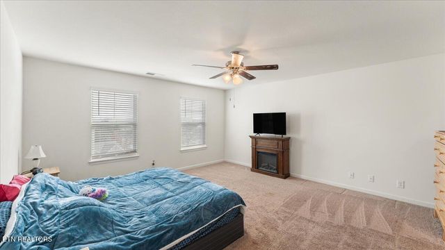 240 Summer Glenn Lane, Loudon, TN 37774