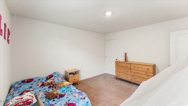 240 Summer Glenn Lane, Loudon, TN 37774