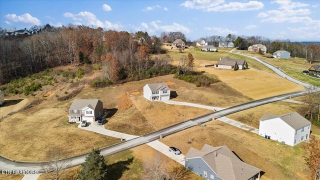 240 Summer Glenn Lane, Loudon, TN 37774