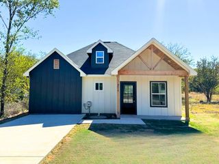 5510 Mercedes Circle, Granbury, TX 76048