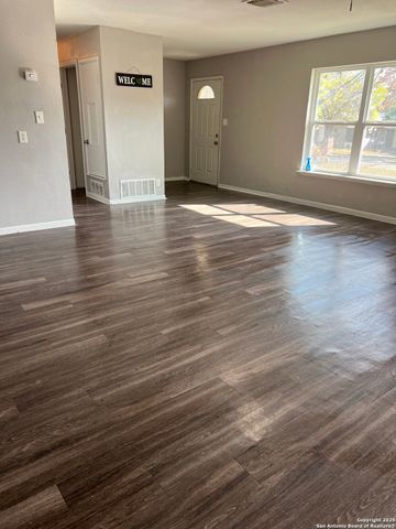 303 Avenue D, Converse, TX 78109