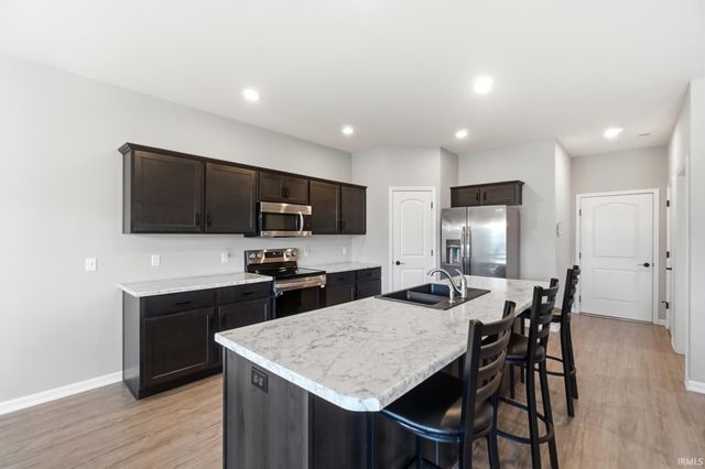 14719 Verona Lakes Passage, Fort Wayne, IN 46814