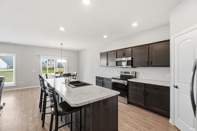 14719 Verona Lakes Passage, Fort Wayne, IN 46814