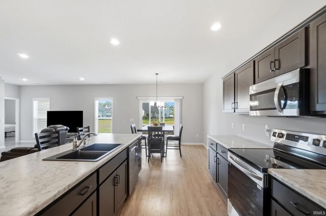 14719 Verona Lakes Passage, Fort Wayne, IN 46814