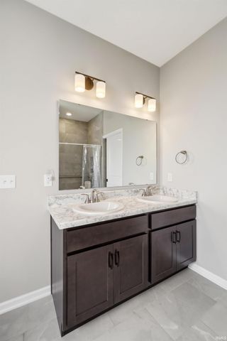 14719 Verona Lakes Passage, Fort Wayne, IN 46814