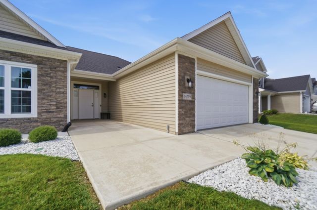 14719 Verona Lakes Passage, Fort Wayne, IN 46814