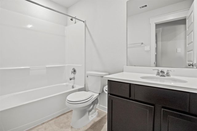 30290 Kingston Heath Drive, Cleveland, TX 77327