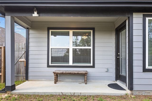 30290 Kingston Heath Drive, Cleveland, TX 77327