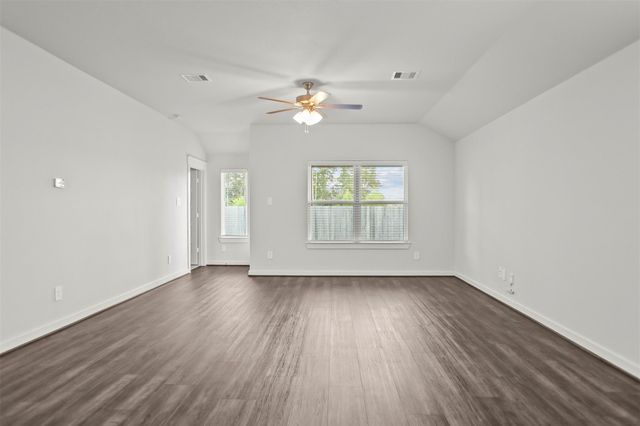 30290 Kingston Heath Drive, Cleveland, TX 77327