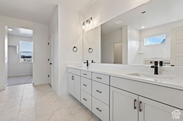 1340 E HOLLYHOCK WAY, Layton, UT 84040