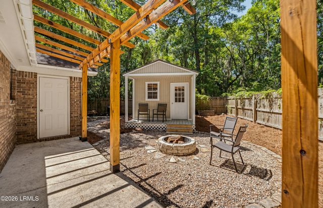 2406 Grinkley Court, Port Royal, SC 29935
