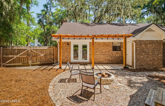 2406 Grinkley Court, Port Royal, SC 29935