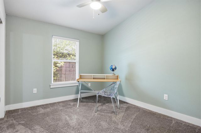 5704 Gloucester LN A, Austin, TX 78723