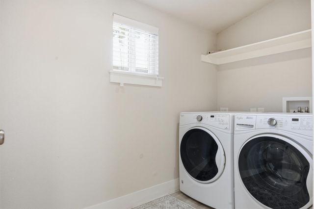 5704 Gloucester LN A, Austin, TX 78723