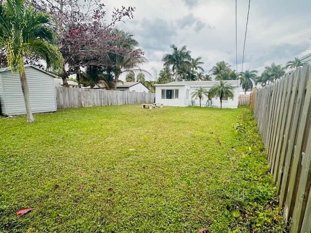 640 Oak Street, Boynton Beach, FL 33435