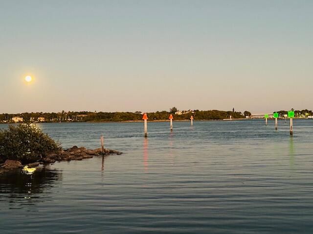 640 Oak Street, Boynton Beach, FL 33435