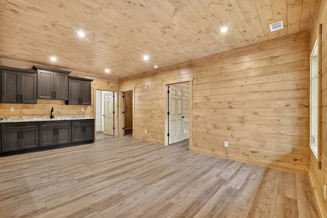 288 Windy Valley Trail, Blue Ridge, GA 30513