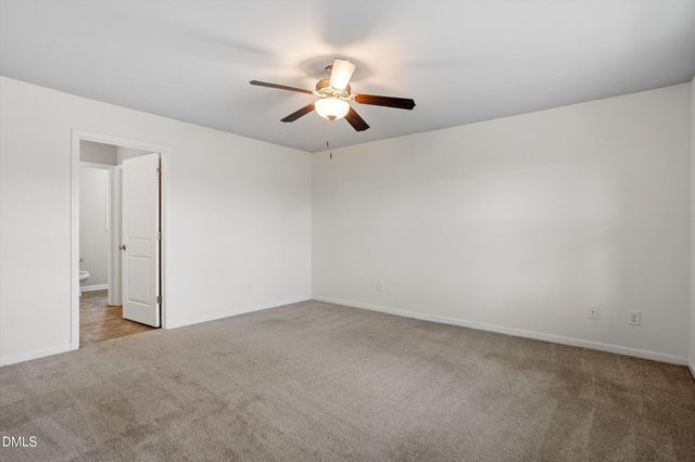 140 Denning Farms Lane, Benson, NC 27504