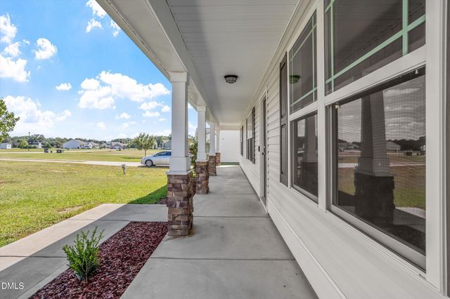 140 Denning Farms Lane, Benson, NC 27504