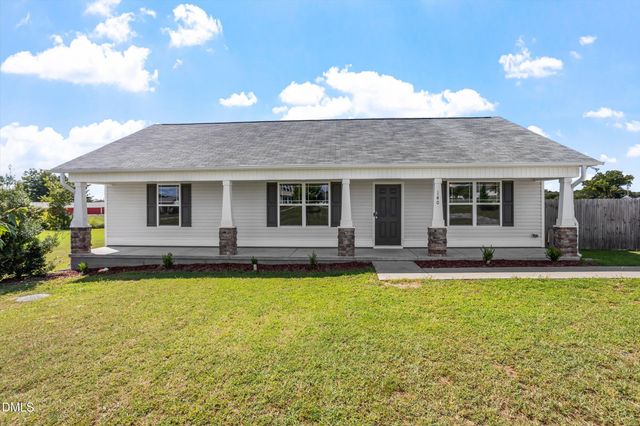 140 Denning Farms Lane, Benson, NC 27504