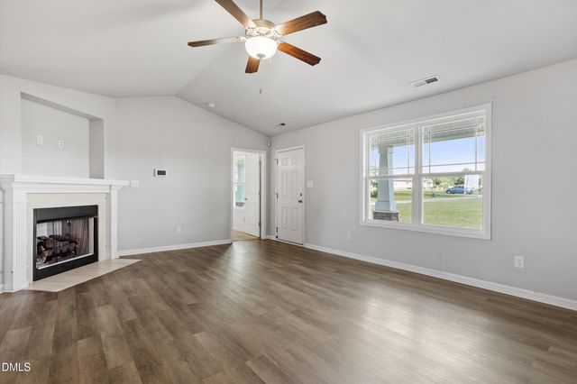140 Denning Farms Lane, Benson, NC 27504