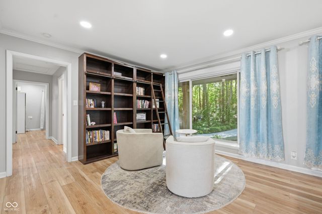 7616 Westfield Boulevard, Indianapolis, IN 46240