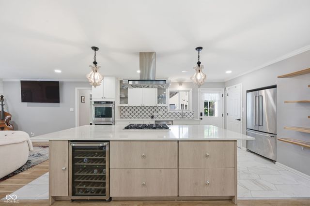 7616 Westfield Boulevard, Indianapolis, IN 46240