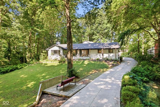 7616 Westfield Boulevard, Indianapolis, IN 46240