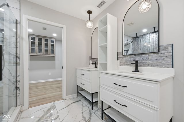 7616 Westfield Boulevard, Indianapolis, IN 46240