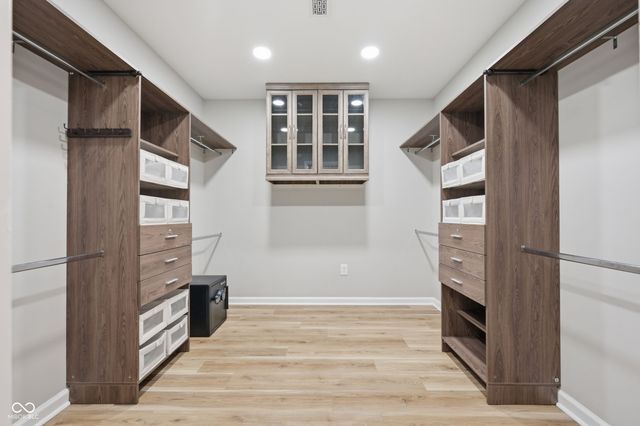 7616 Westfield Boulevard, Indianapolis, IN 46240