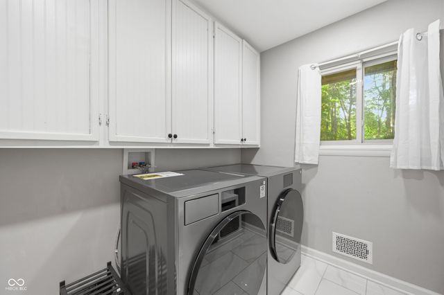 7616 Westfield Boulevard, Indianapolis, IN 46240