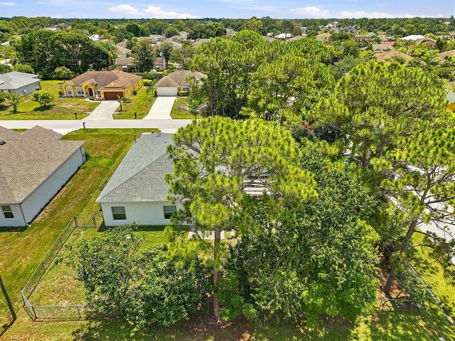 4174 SW Daniff Street, Port St. Lucie, FL 34953