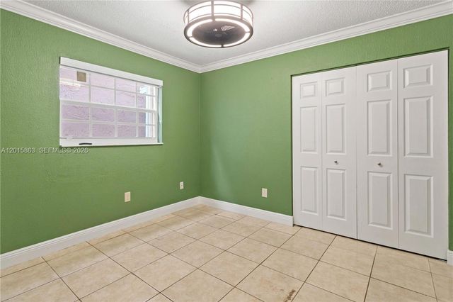 5471 W 27th Court, Hialeah, FL 33016